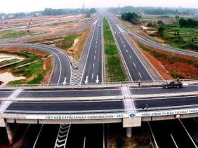 Cương quyết với nhà thầu yếu kém, đẩy nhanh giải ngân đầu tư công