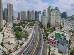 TPHCM vẫn tốn tiền tỉ thuê "siêu máy bơm" dù đường hết ngập