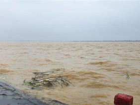 Mưa lũ bất thường ở Quảng Trị: Hỗ trợ người dân vượt qua khó khăn