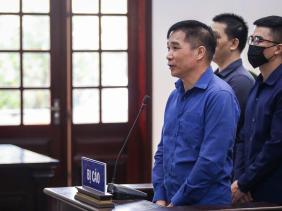 Áp giải trùm giang hồ Bình 'Kiểm' và đồng phạm đến tòa