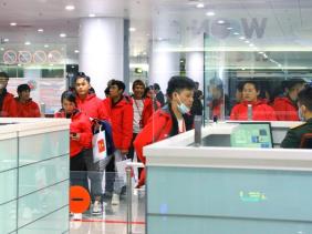 Việt Nam đưa thêm 400 công dân phía bắc Myanmar về nước