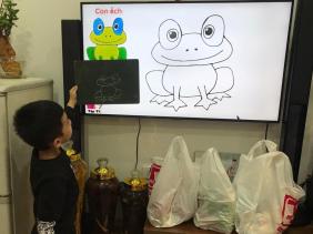 Phụ huynh như ngồi trên lửa vì con chưa đi học