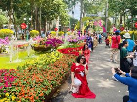 Thủ tướng đồng ý phương án nghỉ Tết Bính Ngọ 9 ngày liên tục