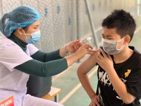 Hà Nội: Gần 8.500 học sinh lớp 6 đã tiêm vaccine COVID-19, chưa ghi nhận trường hợp phản ứng bất thường
