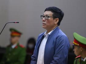 Một cựu Chủ tịch tỉnh xin xét xử vắng mặt vụ Tập đoàn Phúc Sơn