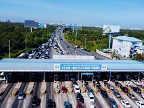 Cấp bách giải cứu kẹt xe cao tốc TPHCM - Long Thành - Dầu Giây