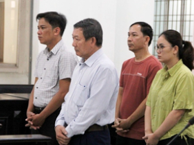 Cấu kết thông thầu, cựu giám đốc CDC Khánh Hòa lãnh án tù