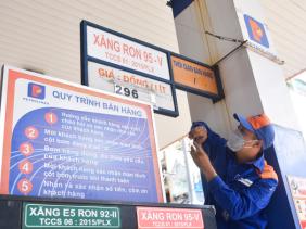 Giá xăng có thể giảm bao nhiêu ngày 1-4?