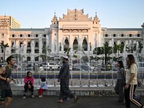 Myanmar gỡ lệnh giới nghiêm tại thành phố Yangon, chuẩn bị bầu cử