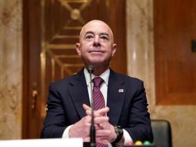 Hạ viện Mỹ thông qua điều khoản luận tội cấp dưới của Tổng thống Biden