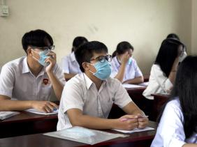 Điều tra nguyên nhân dừng kiểm tra cuối kỳ khi học sinh đã làm bài 30 phút