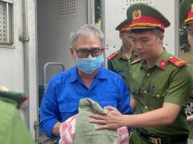 Ông Đỗ Hữu Ca hầu tòa phúc thẩm
