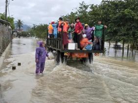 Lãnh đạo xã Hòa Thịnh lên tiếng về thông tin mạng xã hội nói 'lũ làm hàng trăm người chết'
