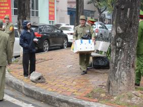 Hành vi lấn chiếm vỉa hè, lòng đường bị xử phạt thế nào?