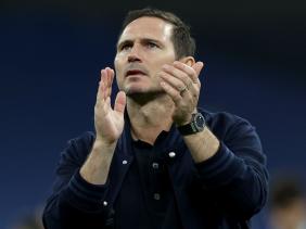 HLV Frank Lampard níu kéo hy vọng cho Chelsea, báo chí Anh bình luận đã hết cửa