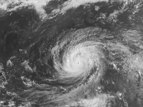 Mỹ cảnh báo siêu bão Sinlaku sẽ tàn phá nặng nề các hòn đảo ở Thái Bình Dương