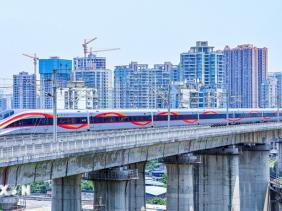 Trung Quốc đưa vào sử dụng tuyến đường sắt cao tốc đến biên giới Việt Nam
