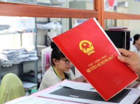 Phân quyền cho cấp xã cấp sổ đỏ lần đầu cho người dân