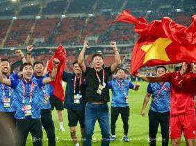 Tuyển Việt Nam sẽ được đón bằng xe buýt 2 tầng, dự kiến báo công với Thủ tướng
