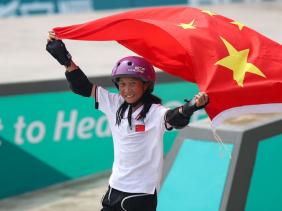 Những tấm HCV đặc biệt tại ASIAD 19: Bé gái 13 tuổi ghi dấu ấn