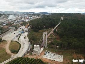 Chưa cấp phép cho cầu đáy kính Thung lũng Tình yêu