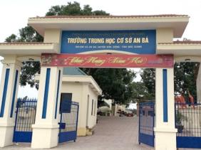Vụ nữ sinh lớp 7 sinh con trong nhà tắm: Gia đình, nhà trường đều không biết lúc mang thai