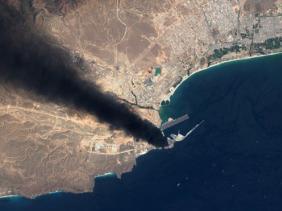 Ông Trump: Hormuz có thể sớm mở trở lại, Mỹ - Iran cùng kiểm soát