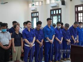 Mở lại phiên toà xét xử 14 cán bộ hải quan Hải Phòng tội đưa nhận hối lộ