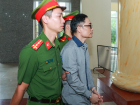 Xét xử vụ Việt Á: Ông Nguyễn Thanh Long nộp thêm 1 tỷ đồng khắc phục