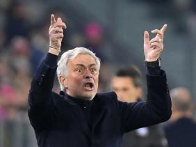 Bóng đá châu Âu lại sôi động vì Mourinho