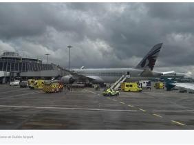 Máy bay Qatar Airways gặp nhiễu động, 12 người bị thương