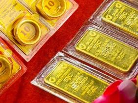 Giá vàng nhẫn, vàng miếng tăng vọt, áp sát đỉnh mới