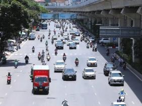 Bắc Bộ ngày nắng nóng gay gắt, từ đêm bắt đầu có mưa rất to