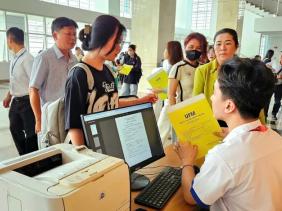 Năm học 2025-2026: Ổn định chính sách học phí, hỗ trợ chi phí học tập