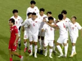 Tuyển U23 Việt Nam thắng trận giao hữu đầu tiên trước U23 Tajikistan