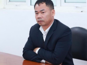Bắt Chủ tịch liên đoàn lao động ở Hòa Bình