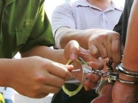 Bắt nguyên Chủ tịch Liên đoàn Lao động tỉnh Hải Dương