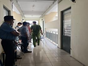 Bình Dương: Điều tra nguyên nhân nam giảng viên tử vong trong nhà công vụ