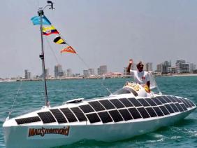 Cụ ông 83 tuổi một mình vượt Thái Bình Dương