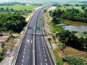 Cử tri tỉnh Thanh Hóa kiến nghị mở rộng đường cao tốc Bắc - Nam, Bộ GTVT nói gì?