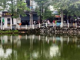 Điều tra vụ thi thể người đàn ông 32 tuổi nổi trên hồ điều hòa ở Hà Nội