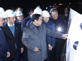 Thủ tướng: Thi công đường dây 500 kV mạch 3, chỉ bàn làm không bàn lùi