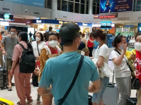 Pacific Airlines điều máy bay từ TP.HCM ra Cam Ranh giải tỏa khách, vì sao?