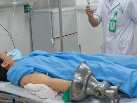 Hà Nội: Cấp cứu thành công cho người phụ nữ bị kẹt tay trong máy xay thịt