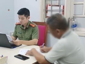 Hóng hớt chuyện hàng xóm rồi đăng lên TikTok, người đàn ông bị công an triệu tập