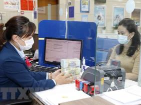 Lãi suất huy động liên tiếp tăng, lãi suất cho vay khó giữ thấp