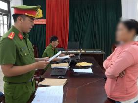 Người phụ nữ bị khởi tố vì giao xe cho con trai không có bằng lái gây tai nạn