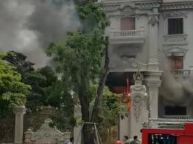 Nguyên nhân cháy lâu đài trăm tỉ của một đại gia ở Quảng Ninh