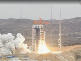 Trung Quốc phóng 'tên lửa hybrid' đầu tiên