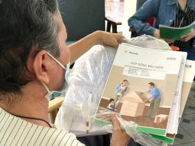 Vụ gửi tiết kiệm bị 'hô biến' thành bảo hiểm nhân thọ: Không phải trả tiền là xong chuyện